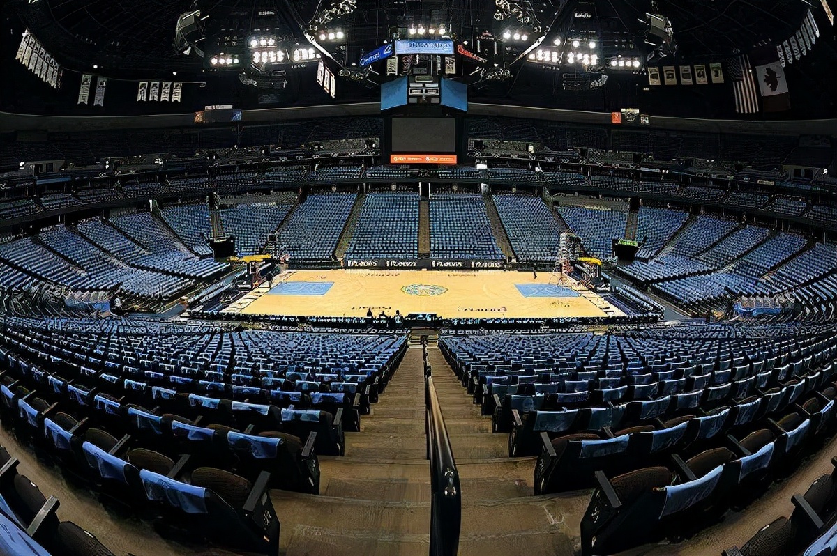 魔鬼主场分四个等级：雷霆球馆*级A**，TD花园SS级，那SSS级有多猛？