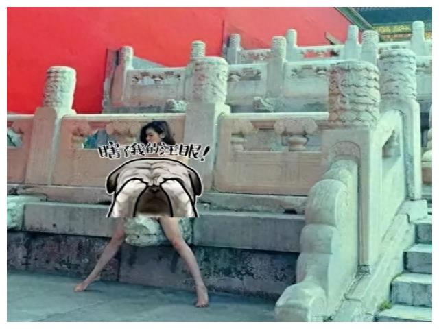 下身几乎全裸无下限!广西女子在多个地标处拍“不雅照”辣眼睛