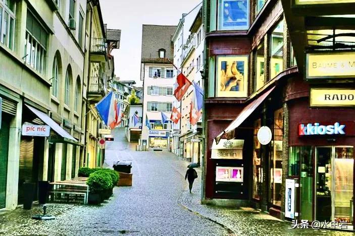 世界上少有的人工定期“擦脸”、全球最富有的瑞士苏黎世巴荷夫街