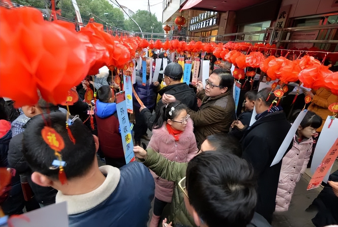 猜灯谜举杯邀明月,猜灯谜元宵佳节