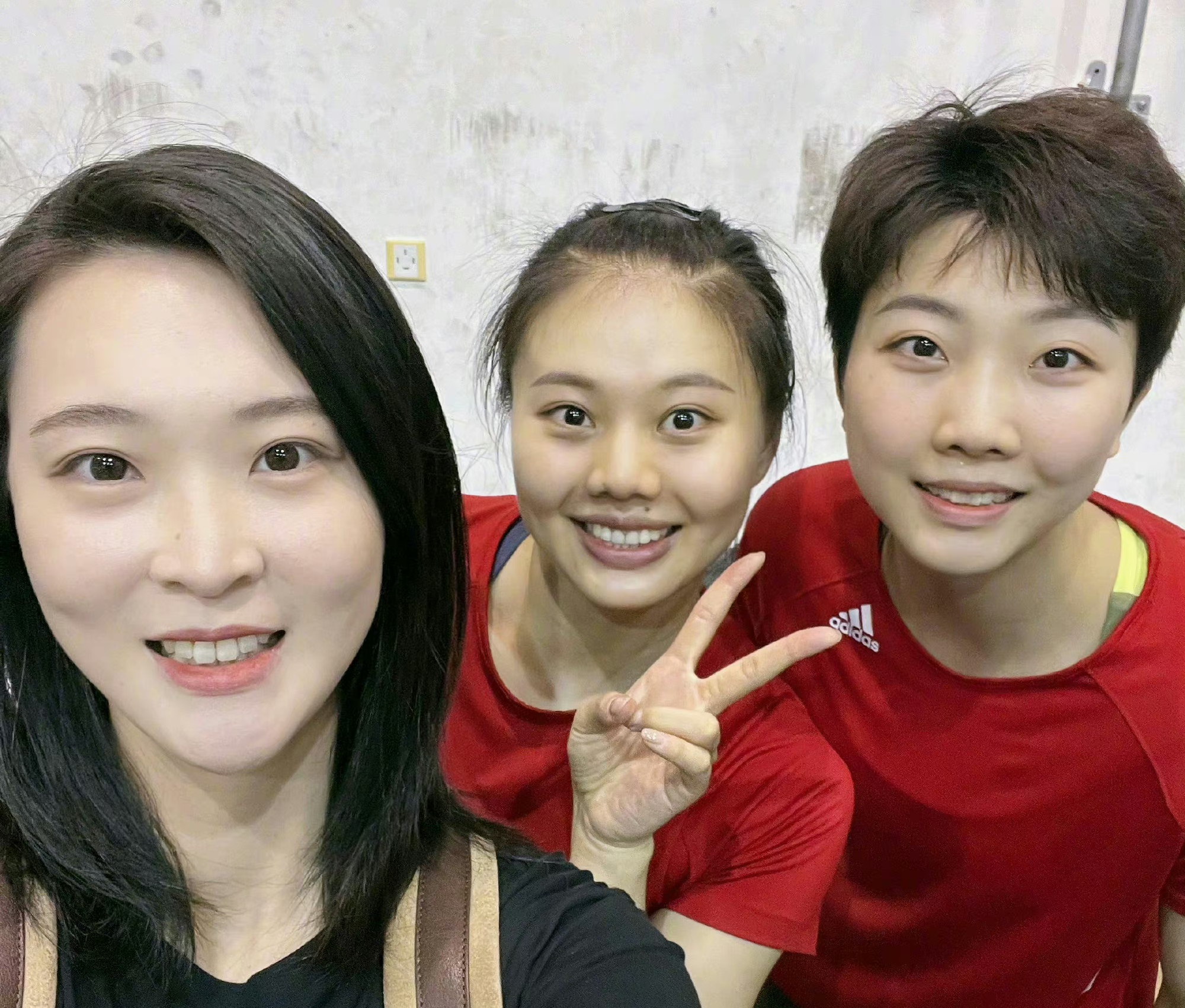 李盈莹中国排球队,李盈莹偶像惠若琪