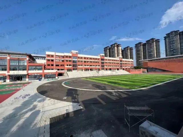 名校名企联手打造区域教育新高地,打造比肩东西海的教育强区