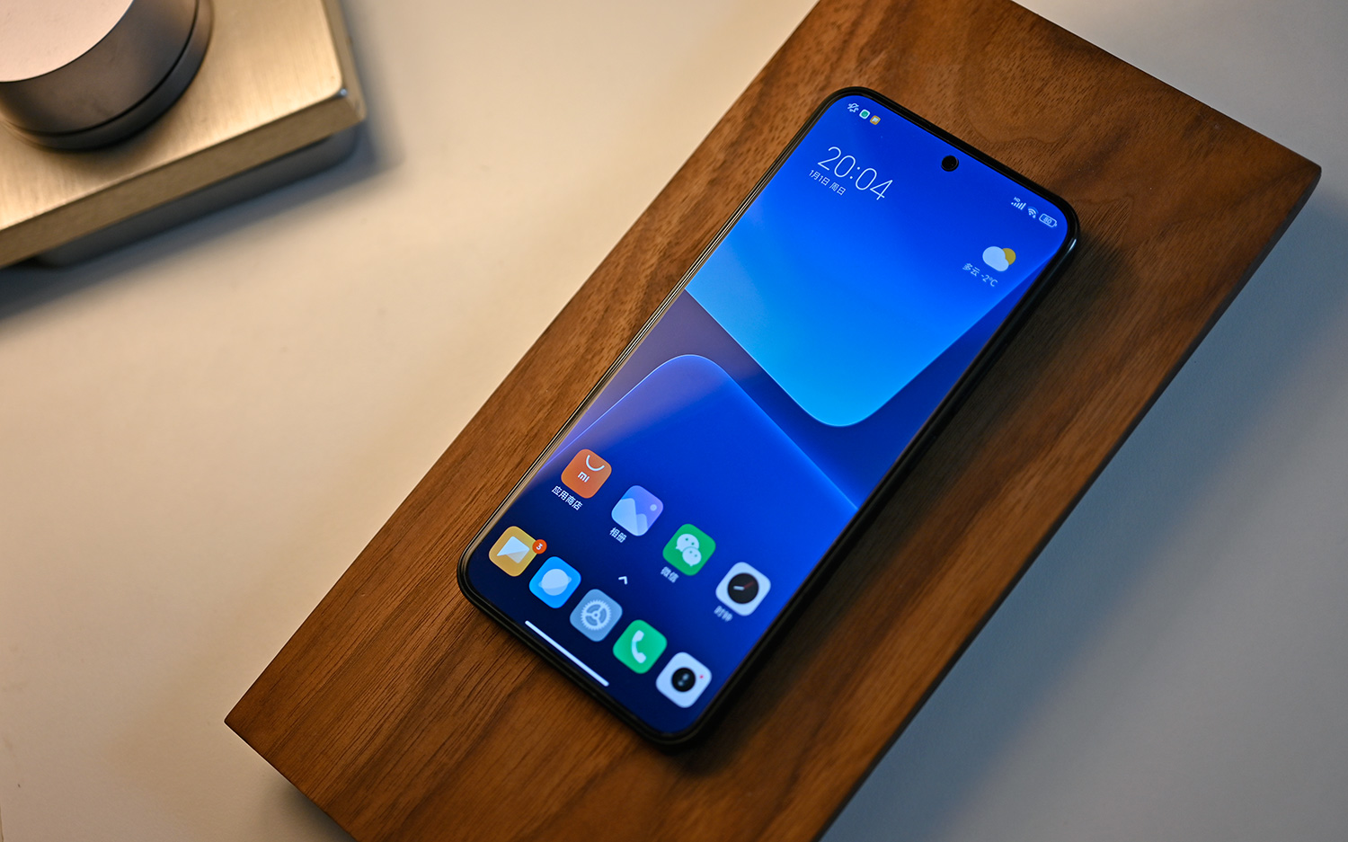 小米13有什么特点和功能,小米13值得买吗性能怎么样