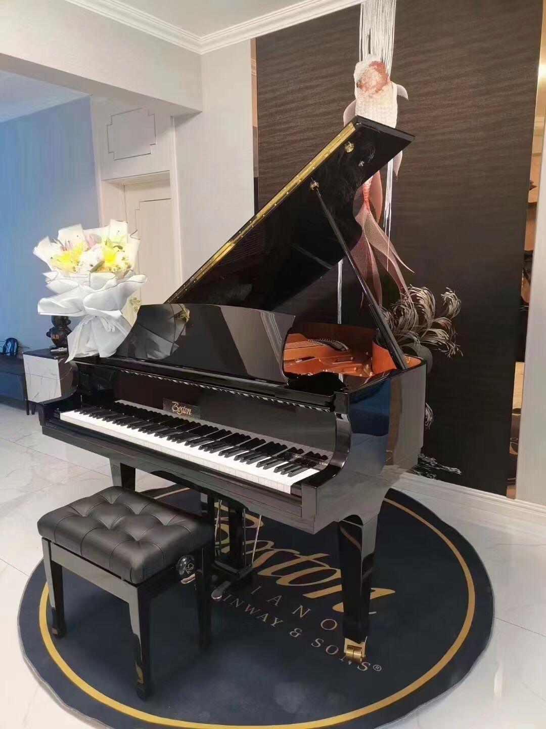 天津初学买卡瓦依钢琴还是施坦威钢琴？