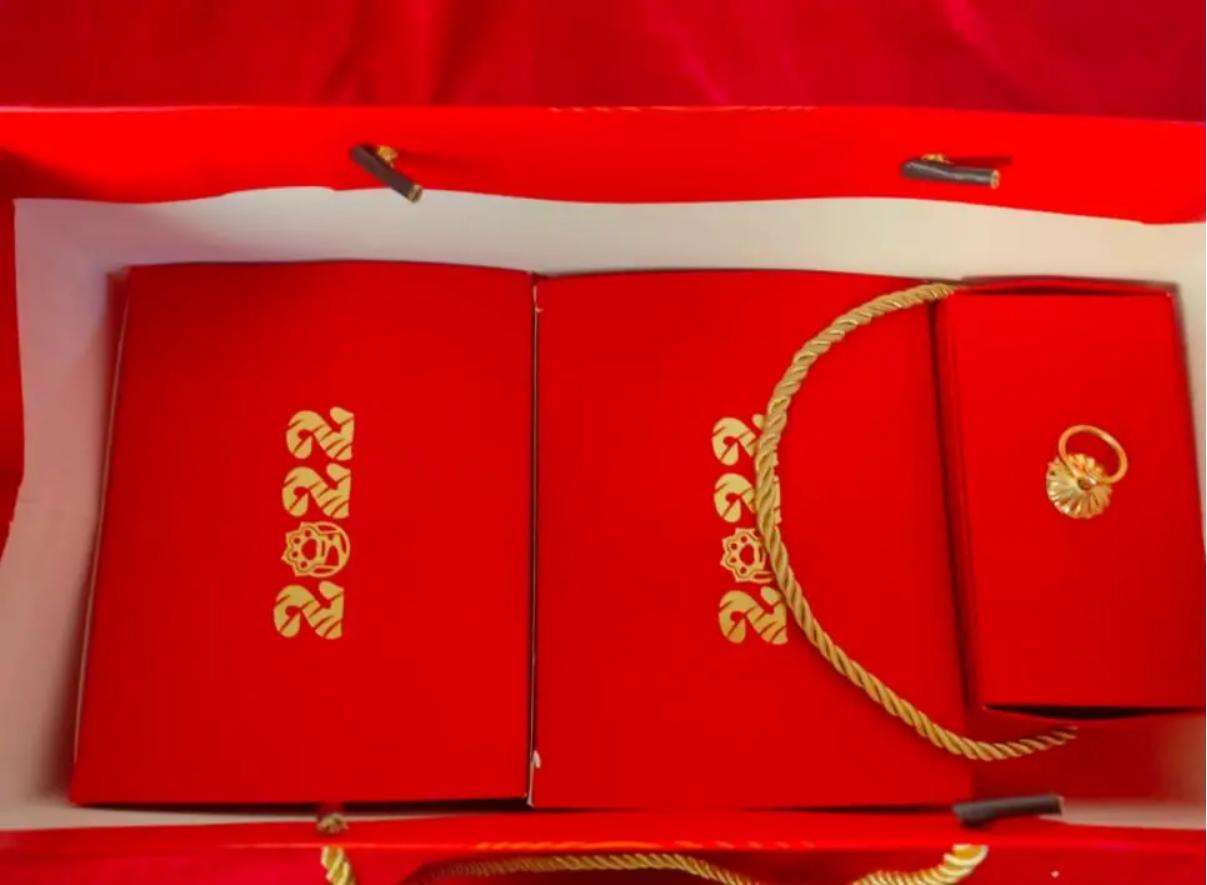 307张展示图,看看别人家的“春节礼盒”长什么样