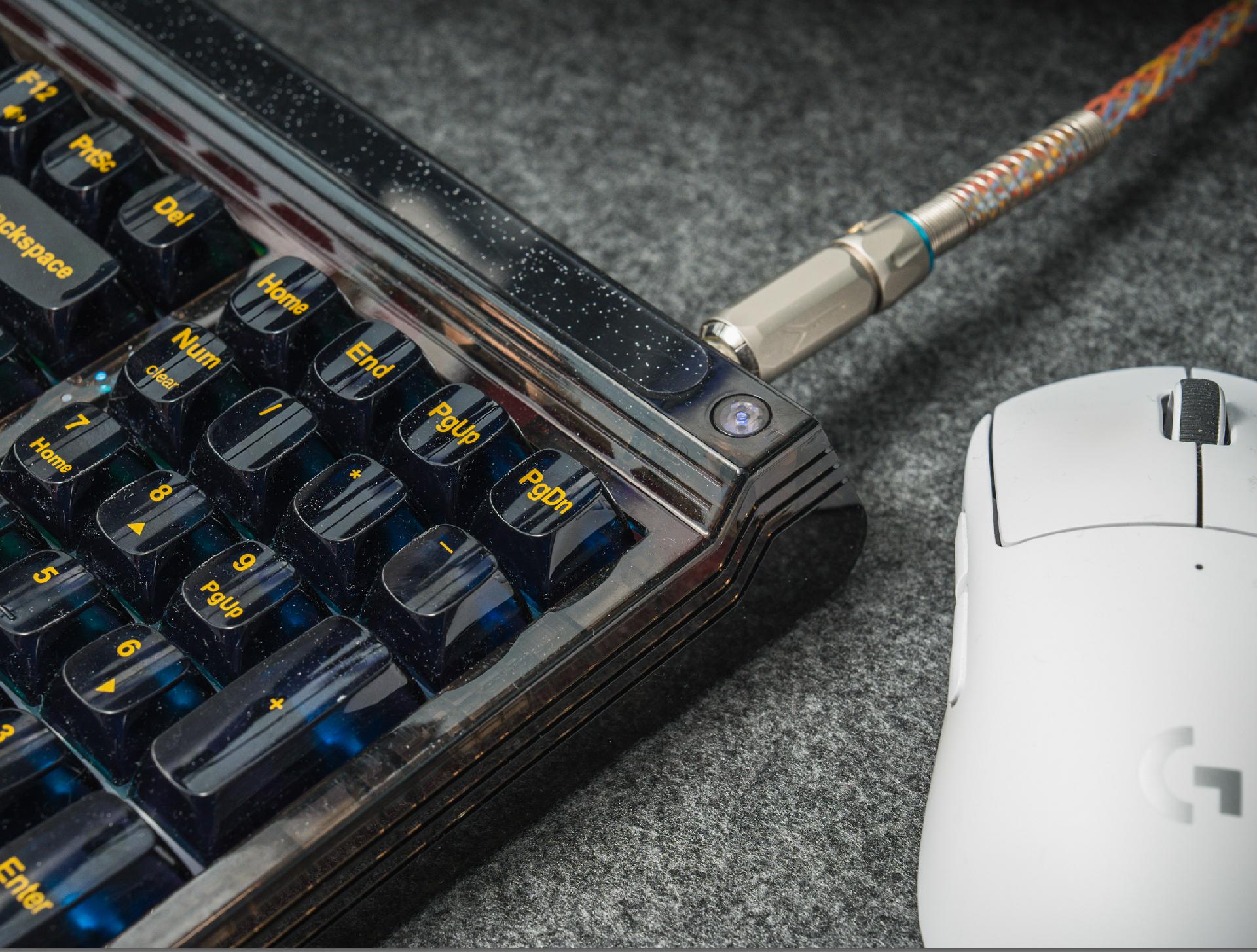 电脑桌搭配改造从零开始,自己改造多功能电脑桌