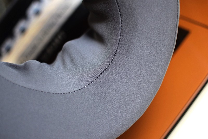 康佳颈部按摩仪自动多功能护颈仪,办公室颈椎按摩护颈仪