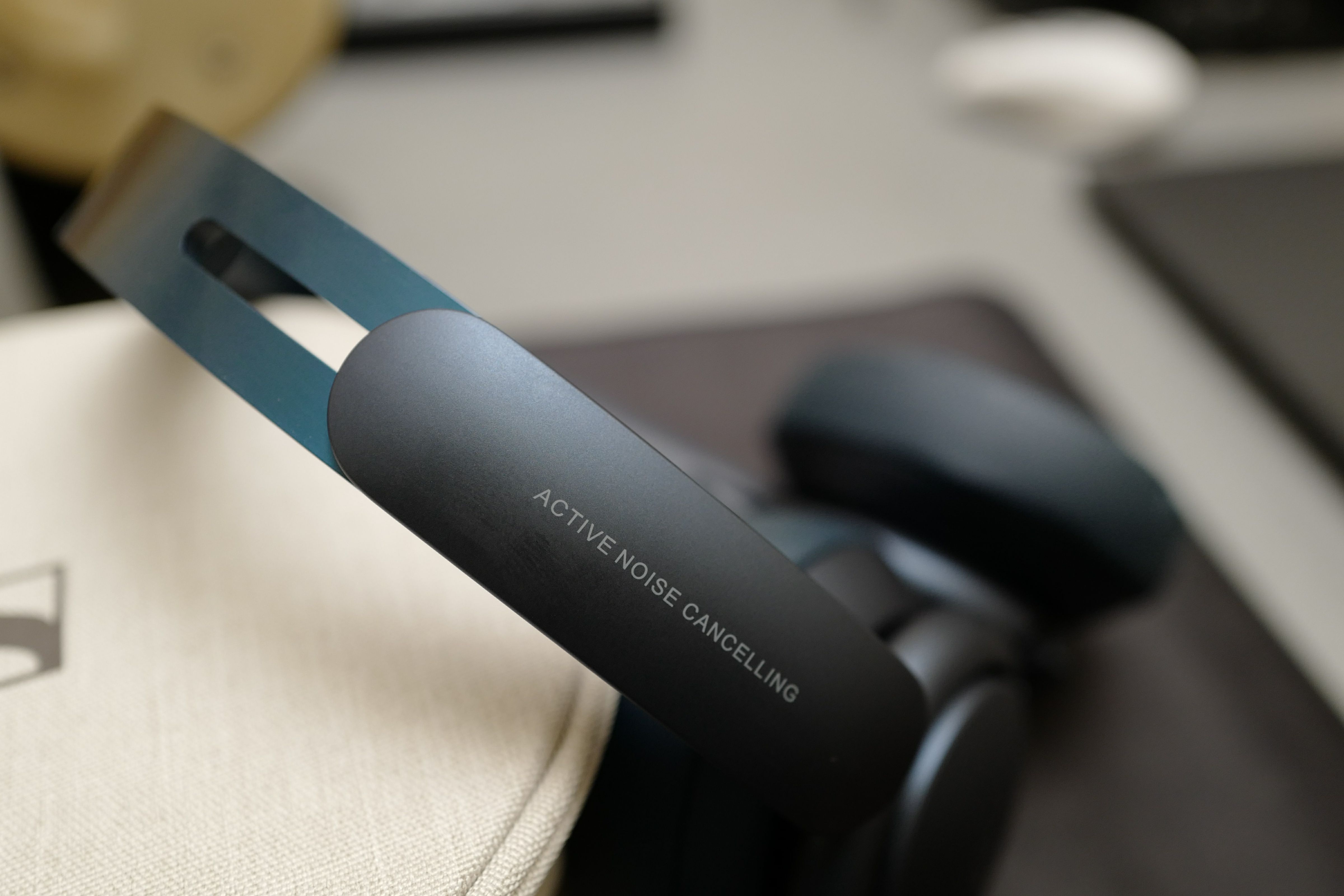 森海塞尔和索尼降噪耳机,森海塞尔和索尼降噪耳机哪个好