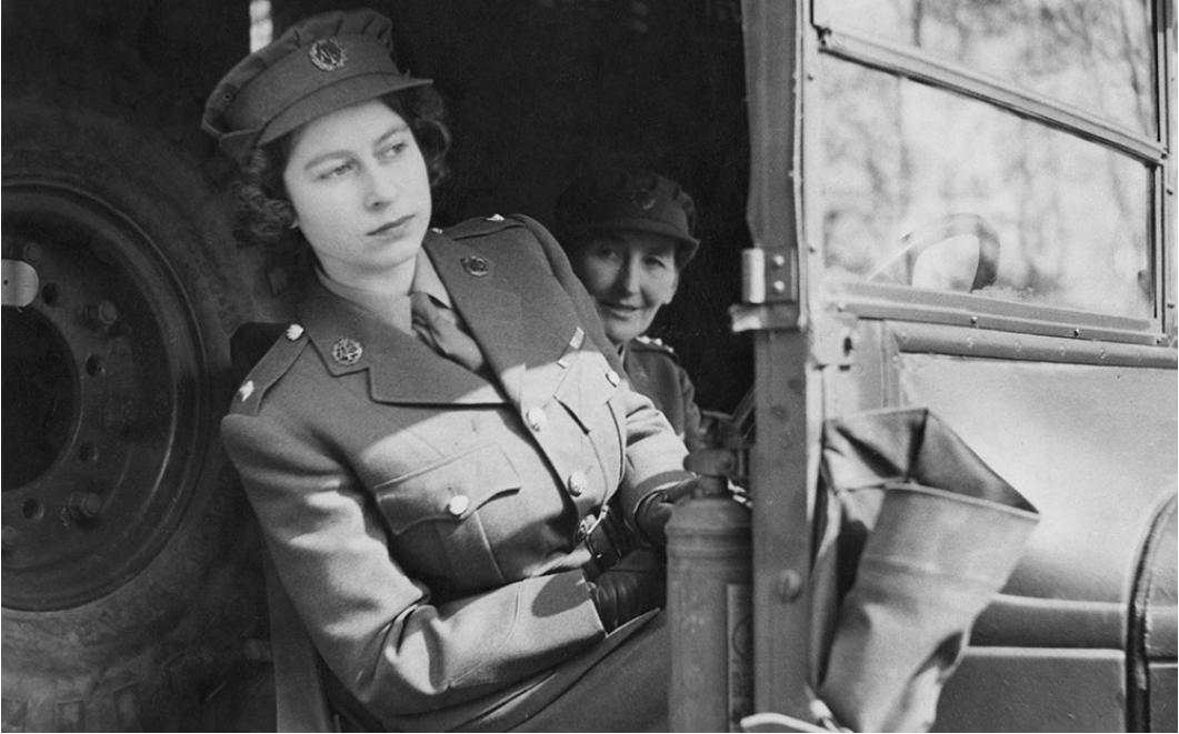 102岁的老奶奶走了,又可爱又有脾气的老奶奶