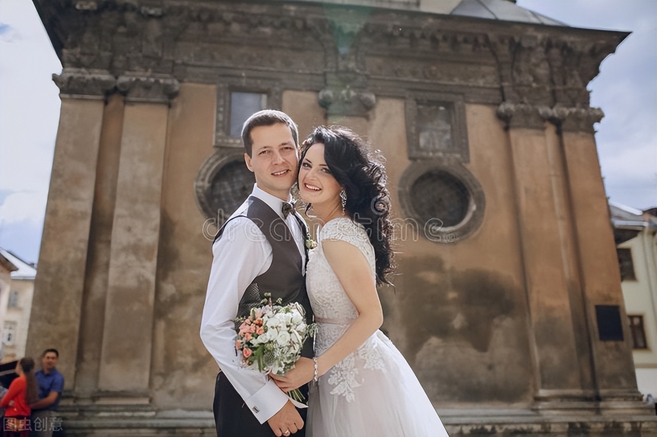 女人若是动情了，她会主动带你进去这两个私人领域，别后知后觉