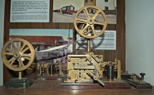 身处信息海洋中的我们是怎么样和他人进行通信的？