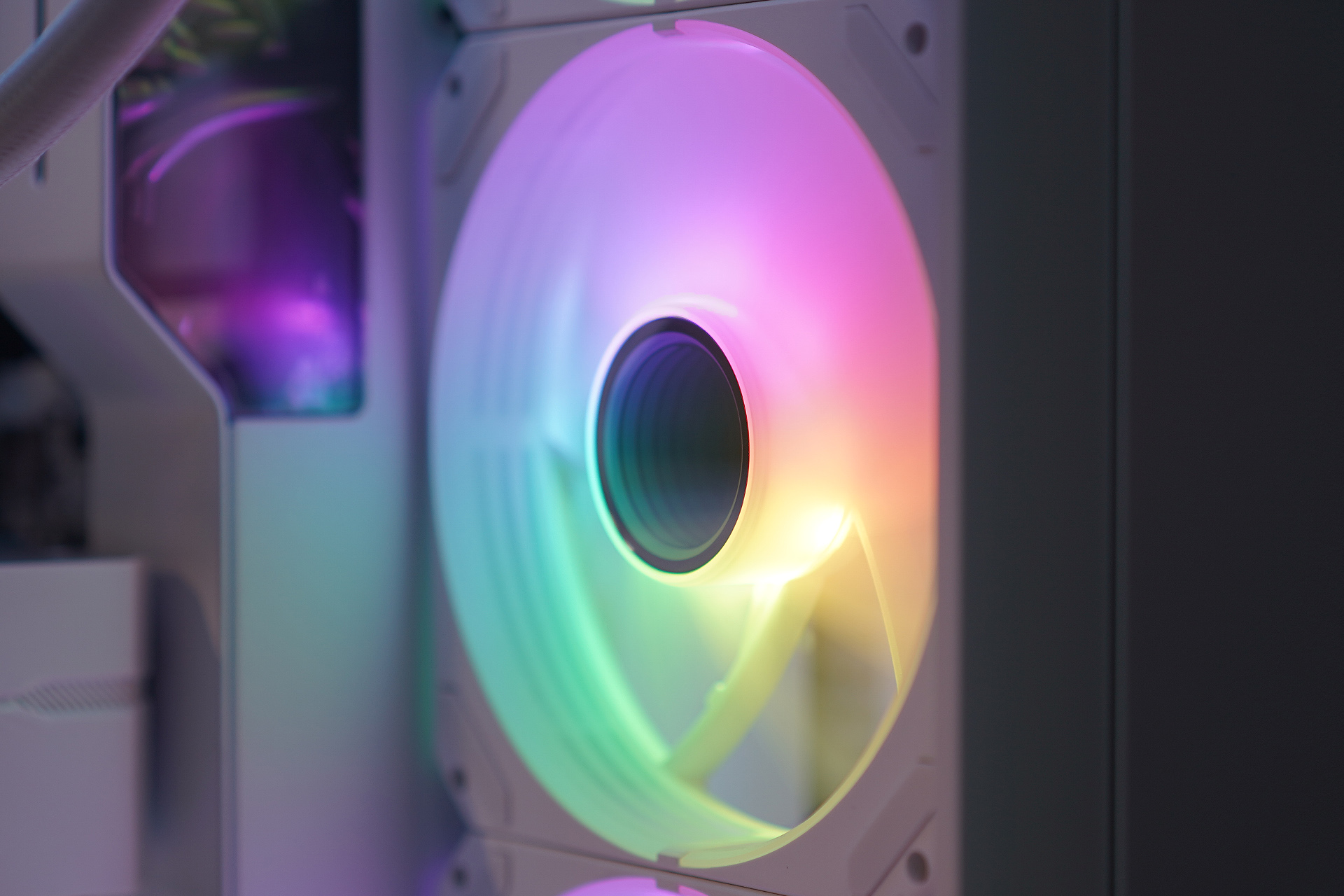 白色海景房实际效果,经典白色海景房