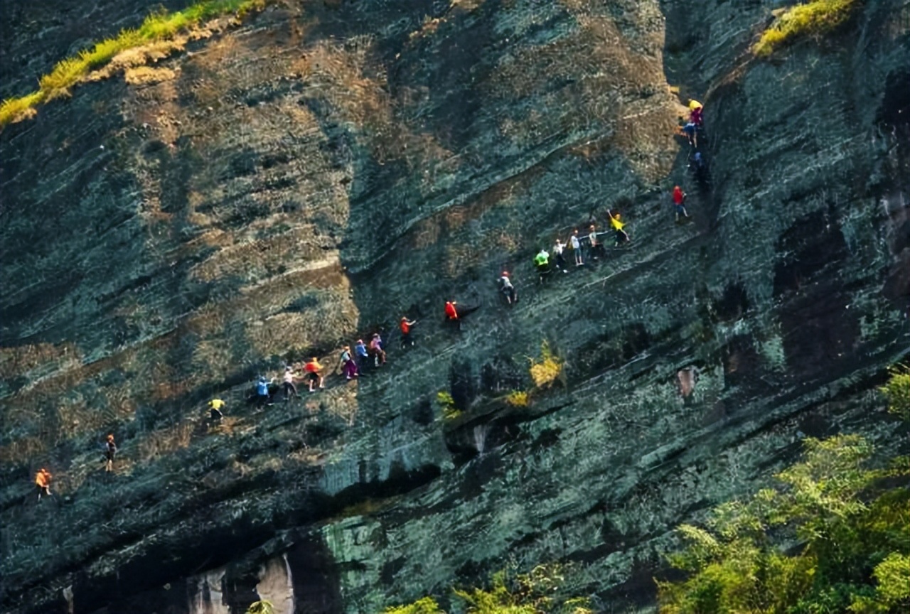 江西4a级旅游景区排名前十,江西一小众景点景色不输黄山