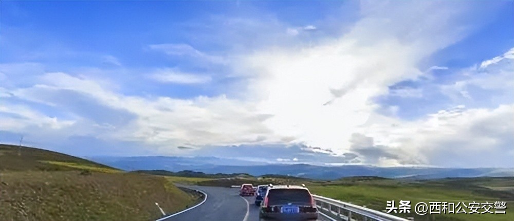 走高速和走国道哪个省油省钱,500公里高速和国道哪个省钱