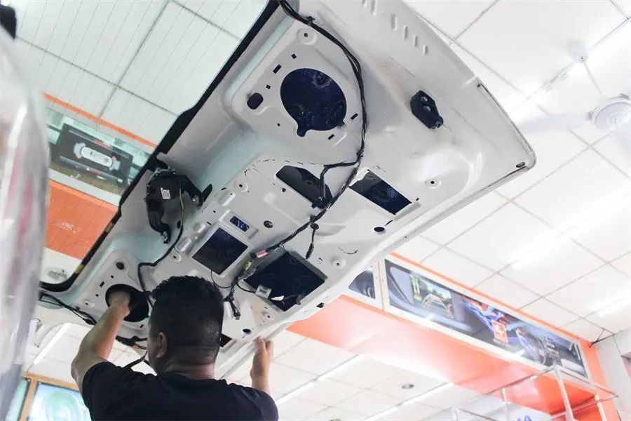 别克gl8哈曼卡顿音响改装,别克gl8尊享改装音响盘锦