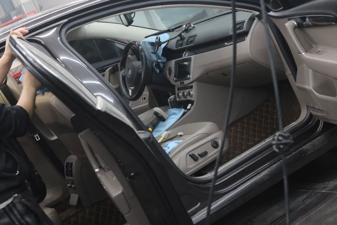 迈腾b7翻新视频成都,大众迈腾b7旧车翻新改造