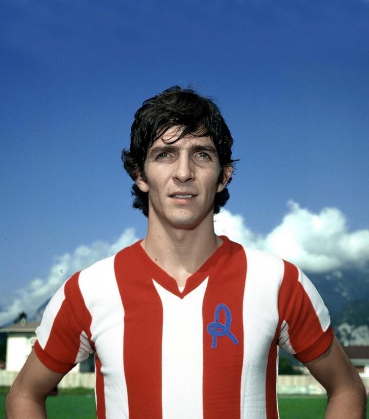 意大利足球金童罗西,意大利著名足球运动员罗西