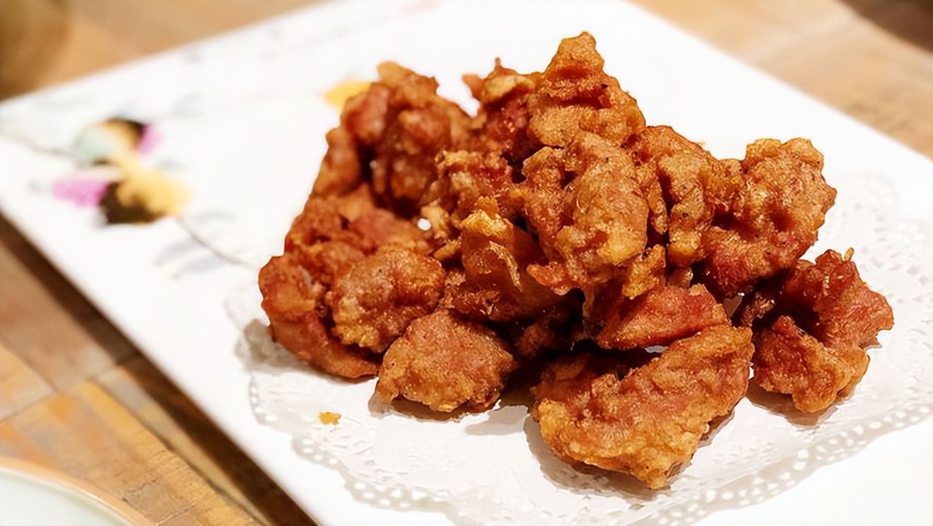 济南和青岛哪里旅游人多,青岛和济南旅游哪里人少