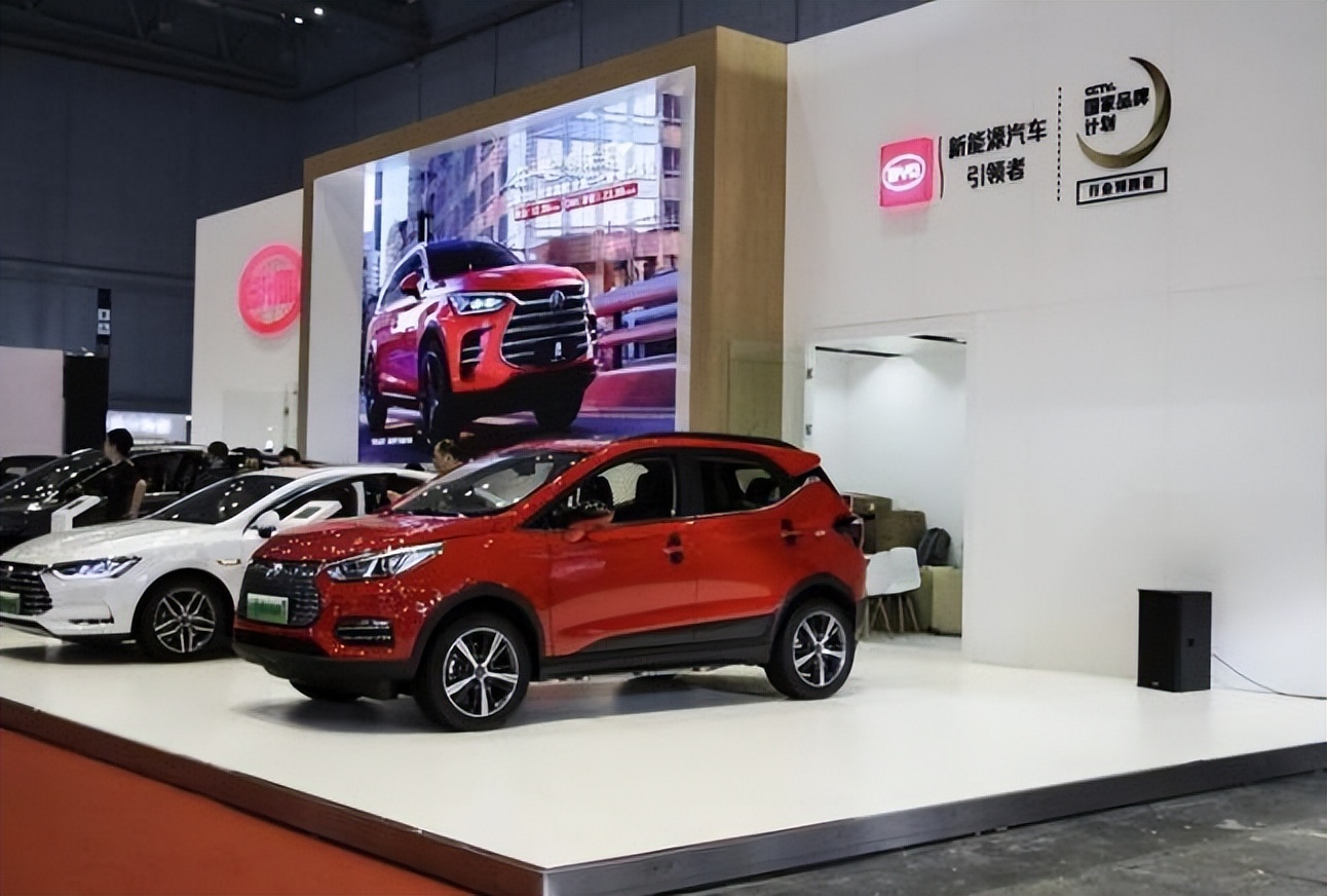 日本疯狂购买五菱宏光mini,日本原装进口五菱宏光