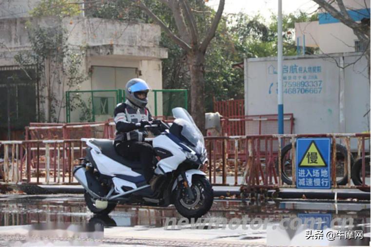 摩生人：ABS、TCS究竟值多少钱？