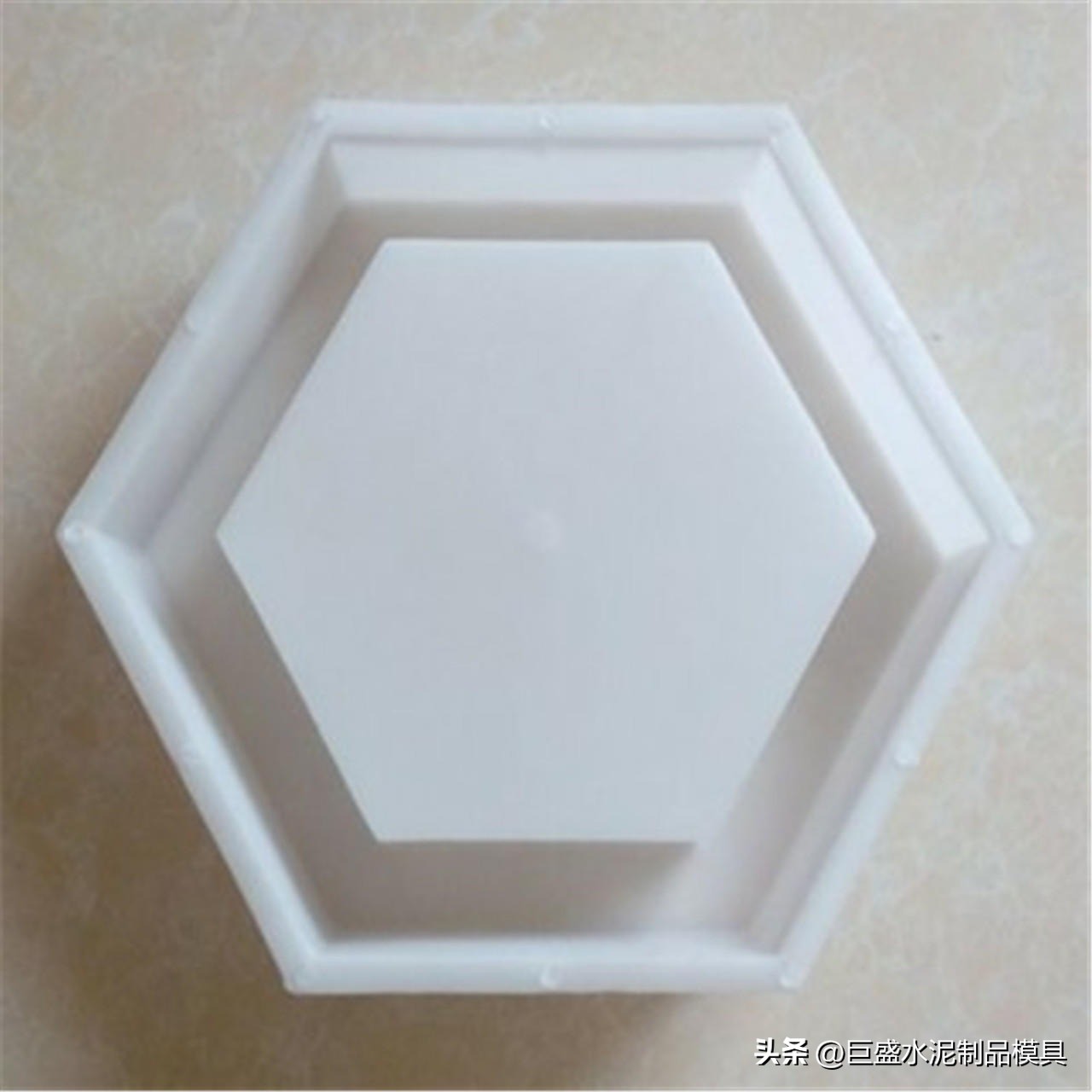 河岸生态护坡钢模具牢固,框格护坡钢模具有哪些厂家