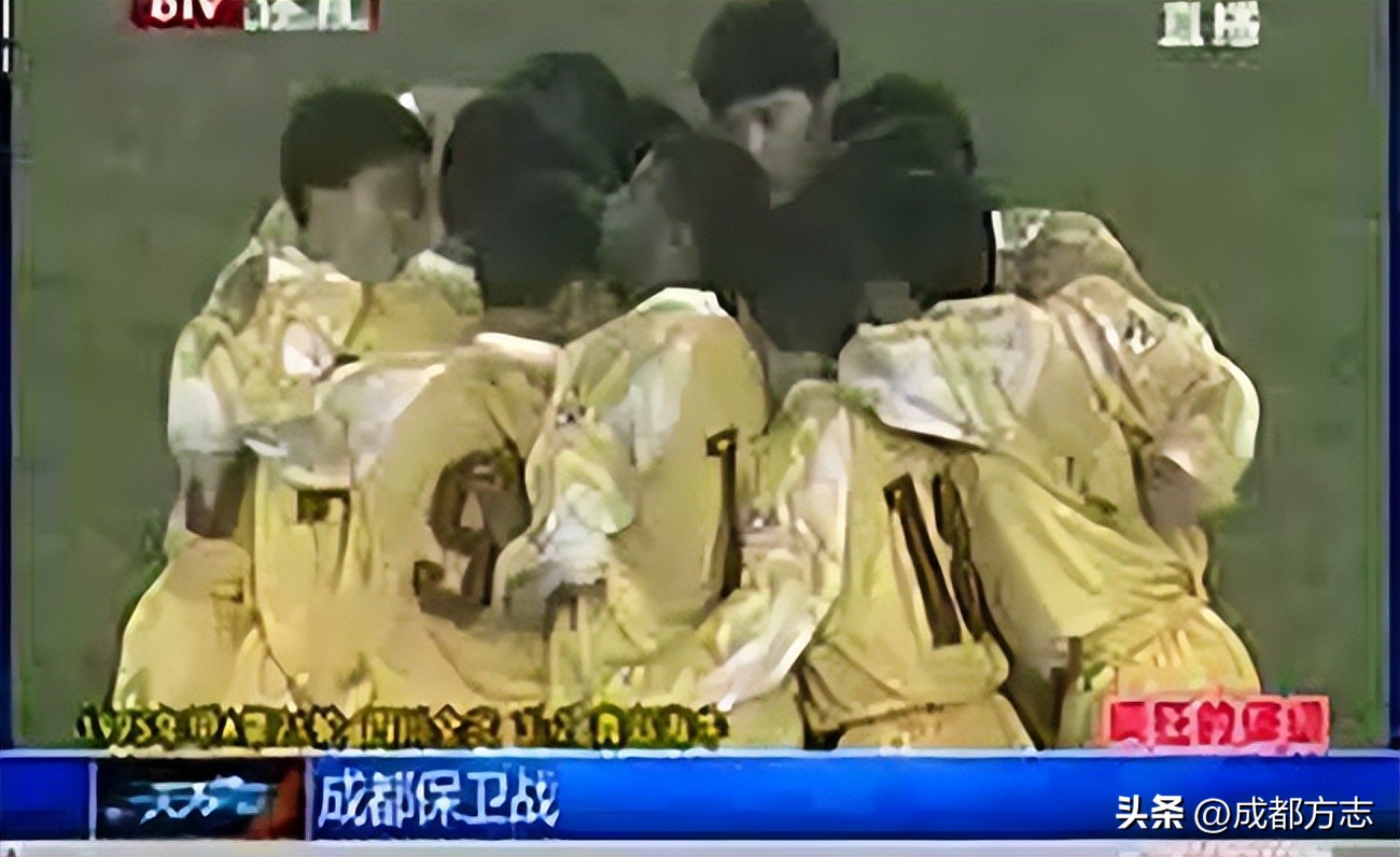 凤凰山爆炸,凤凰山主场爆燃场面