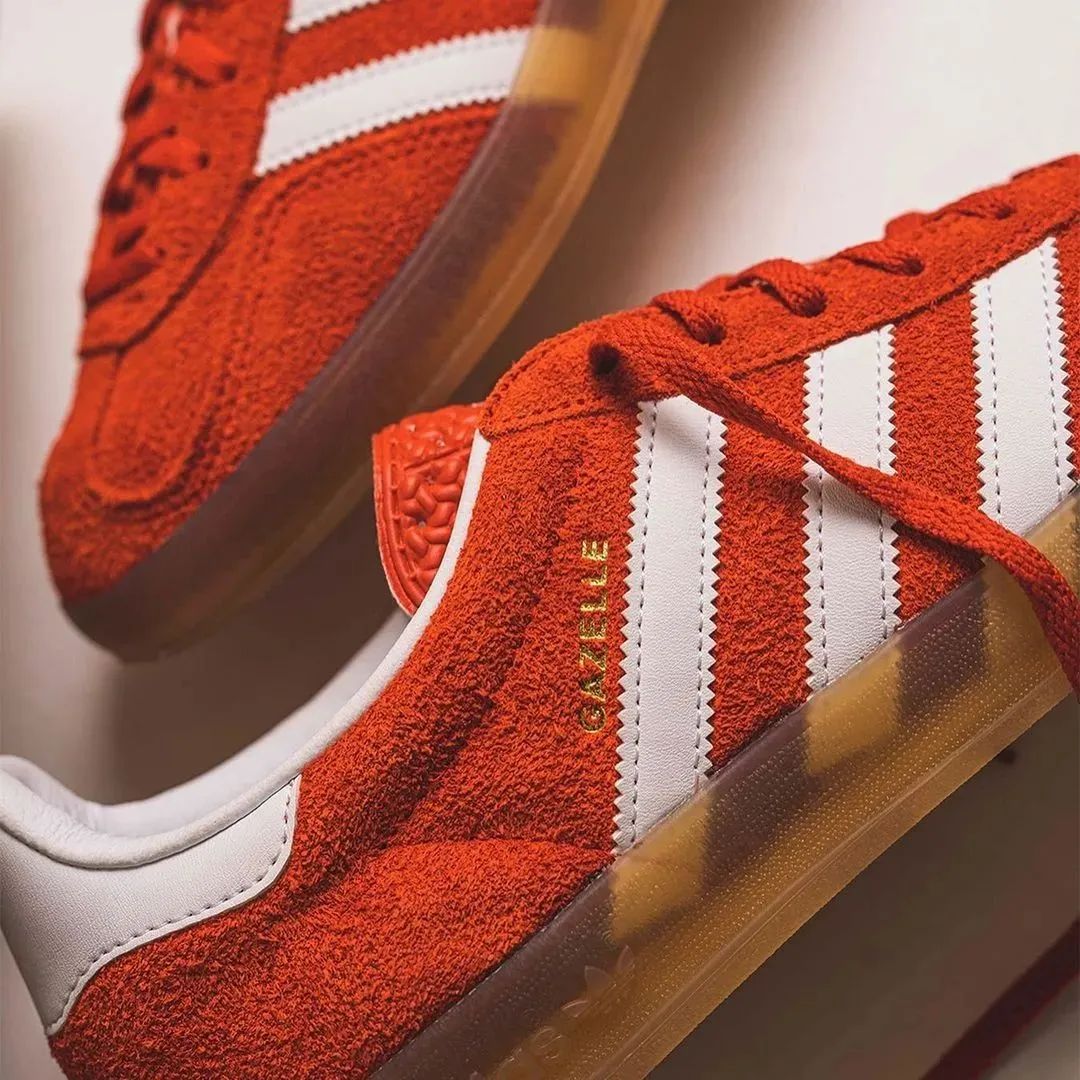 一穿就上瘾的时尚鞋,最新款的胶底鞋