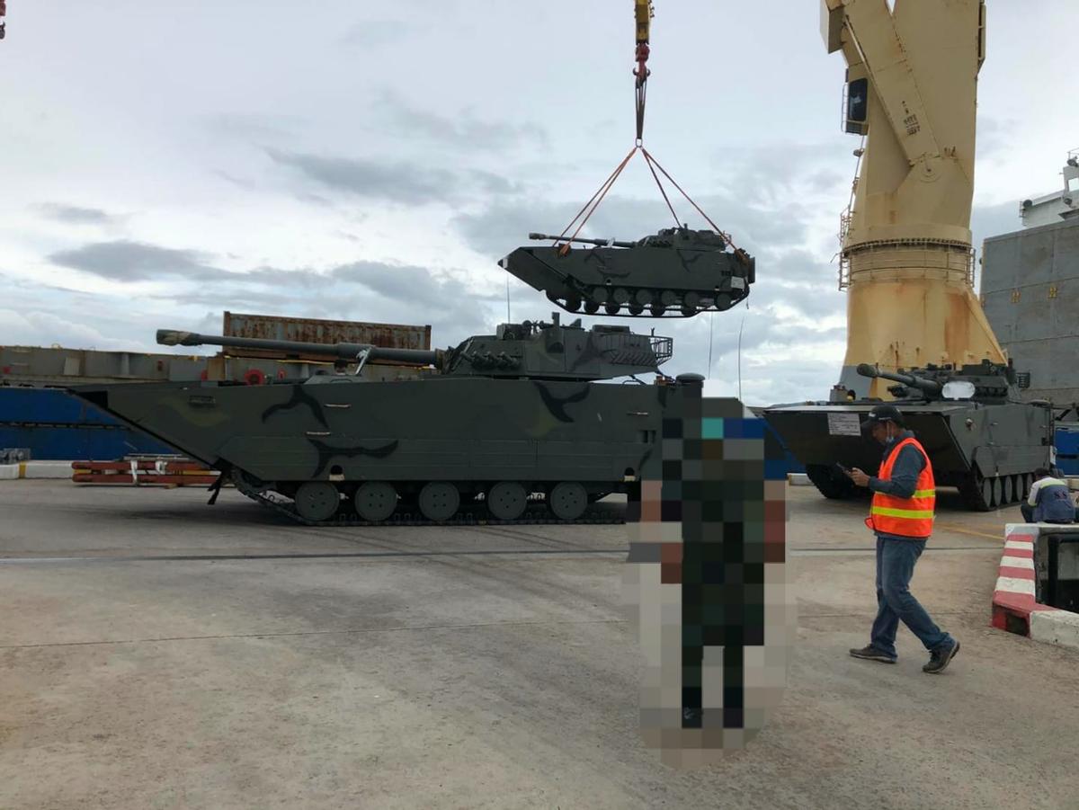 泰国071e登陆舰卖了几艘,泰国海军071et型登陆舰交付