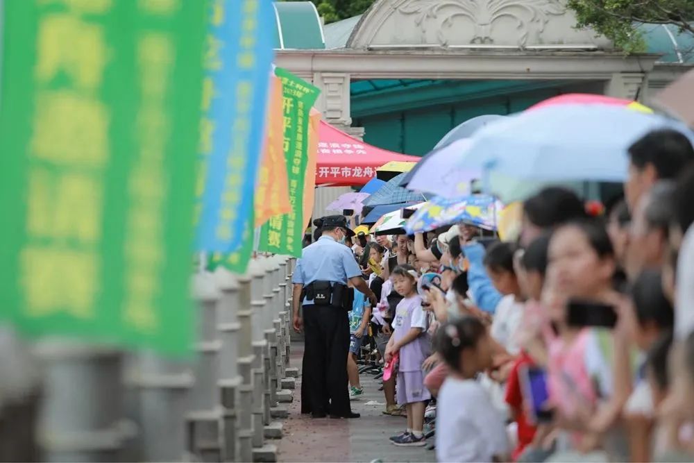 筑牢龙舟赛安保,赛龙舟之水警维护治安篇
