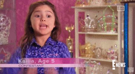 你微信里的表情包女孩，自杀去世了，年仅16岁……