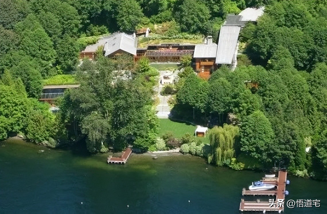 微软创始人比尔盖茨有多少钱,比尔盖茨占有微软多少股