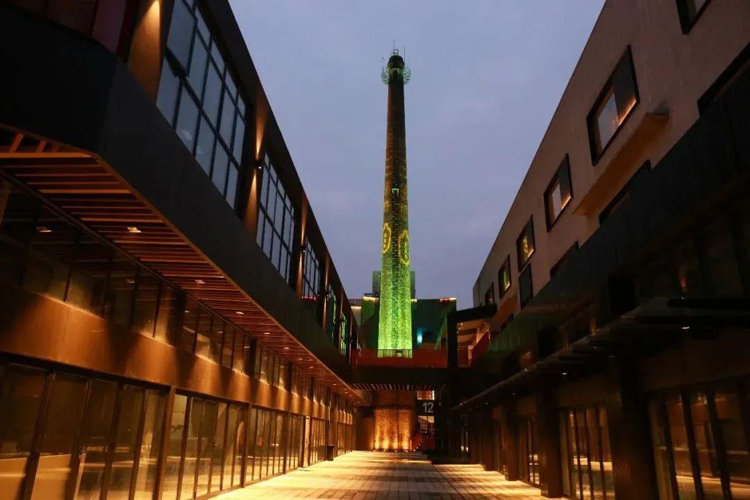 房企转型产业地产的机遇,商业地产新模式体育地产