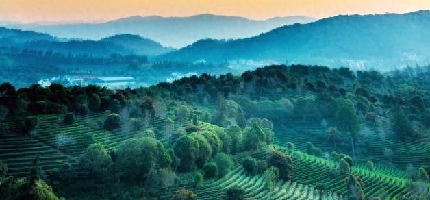 人的命里该有钱财得失吗,怎么分析一个人缺不缺钱