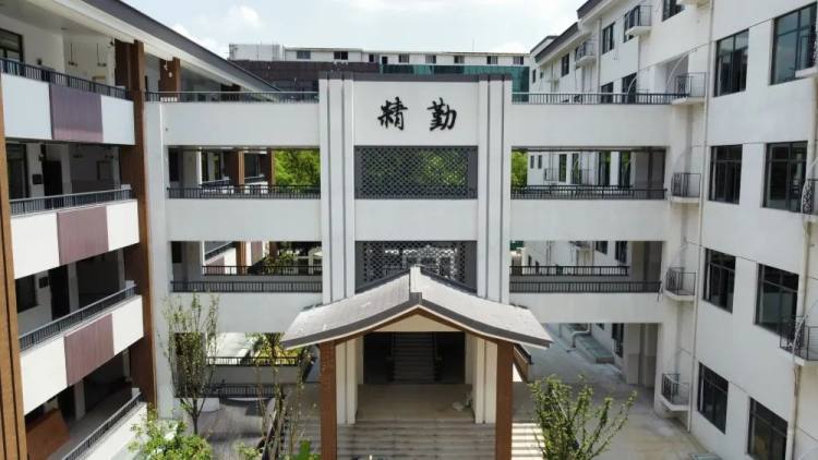 常州实验小学视频,常州市新桥实验小学一校