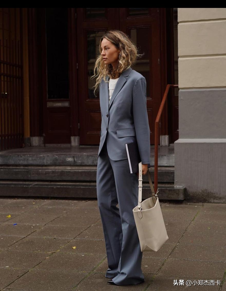 靴子要怎么搭配才显得腿细,你们靴子都是怎么搭配的