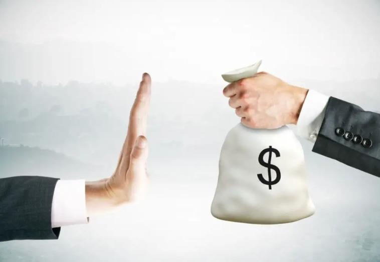 因疫情防控，学校封闭管理，高校教师公然向供应商要“回扣”