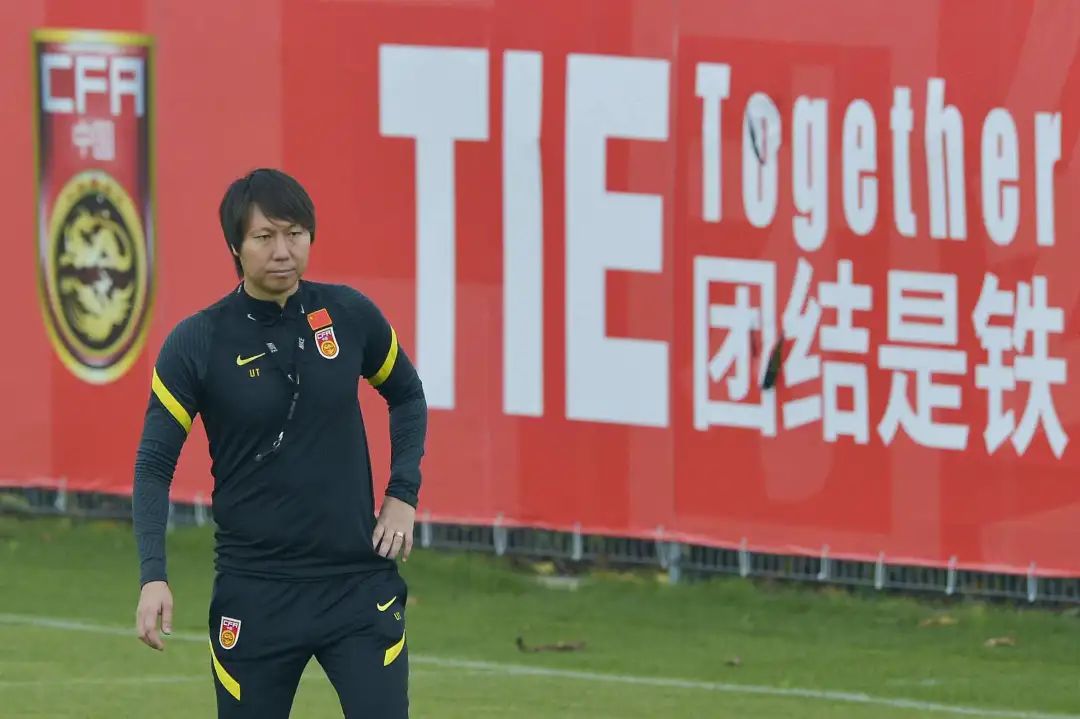 李铁，对得起我们吗？XXX,退钱