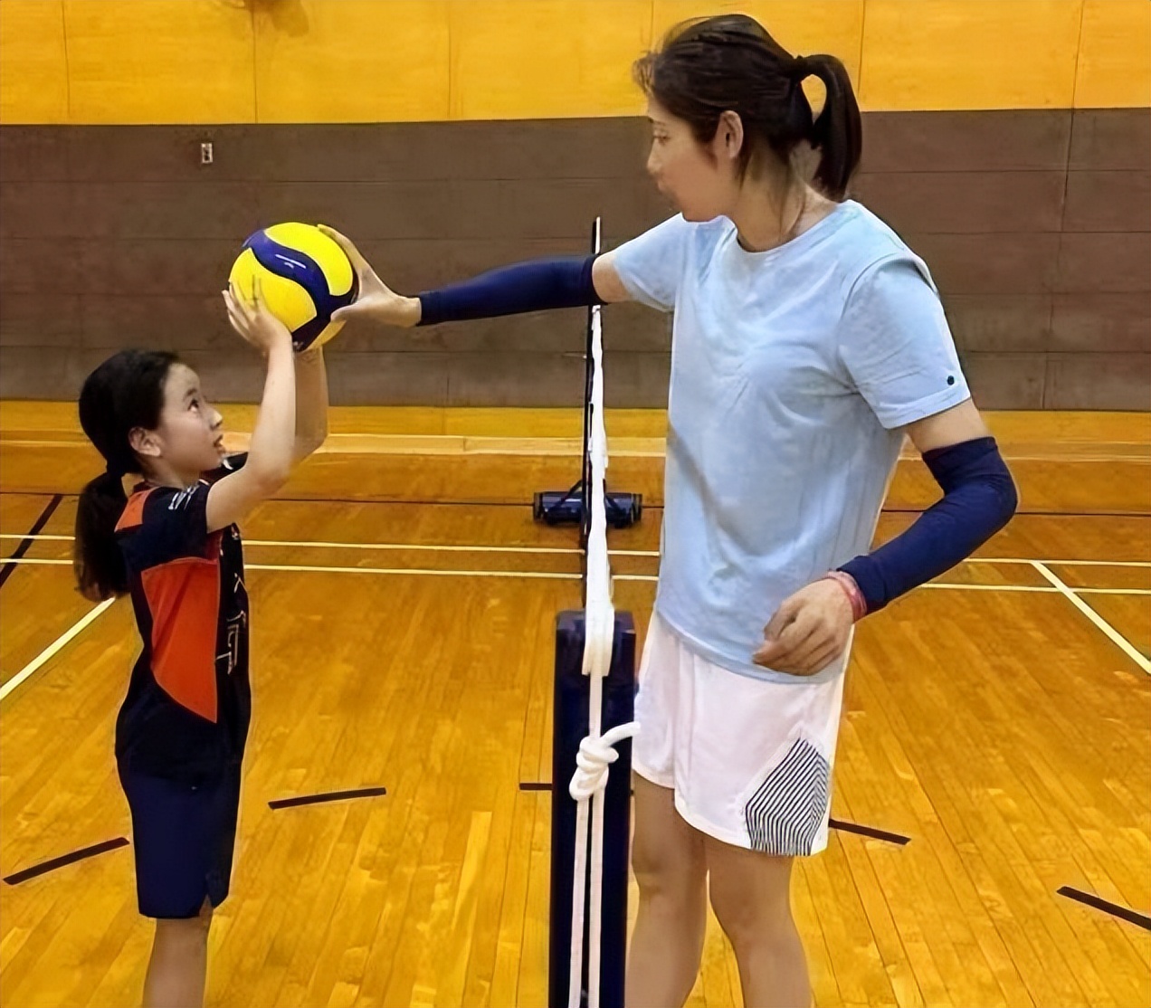 朱婷被误解！去香港是康复治疗，游艇是友人安排，身体健康最重要