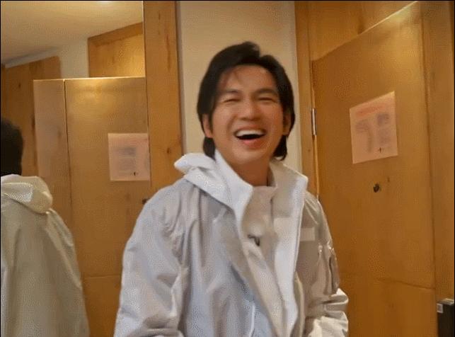 别再尬吹港台男神会保养了！好家伙，他们真信了，50岁还在演少年