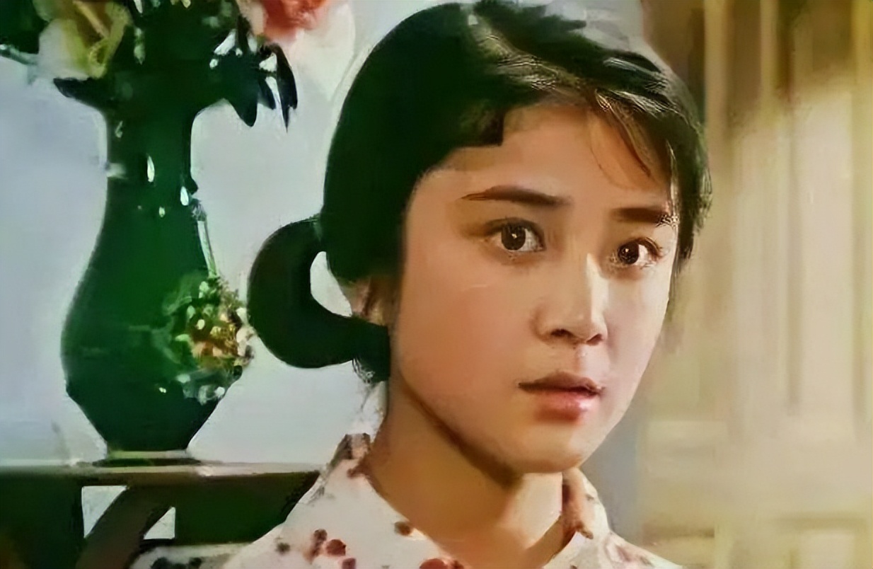 56岁傅艺伟曾是最美苏妲己,傅艺伟妲己最美瞬间为母祝寿