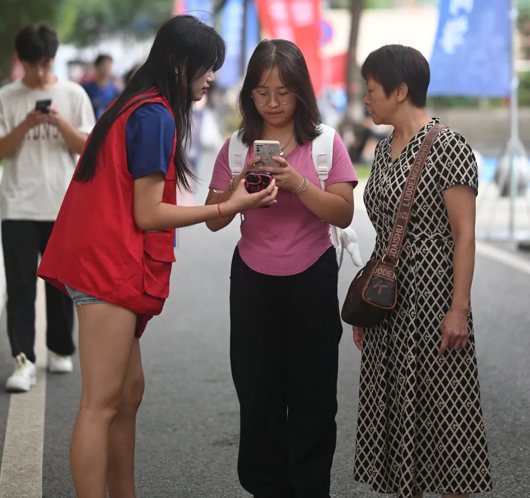 满“新”欢喜！长江职业学院喜迎2023新生！