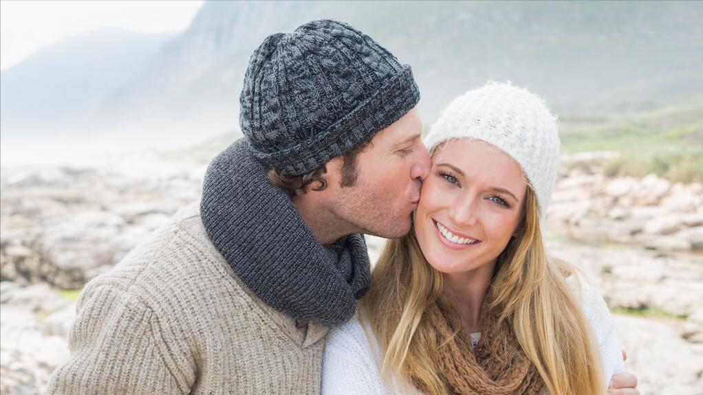 恋爱中男朋友找你借钱你怎么办,男朋友买车找你借钱是什么心态