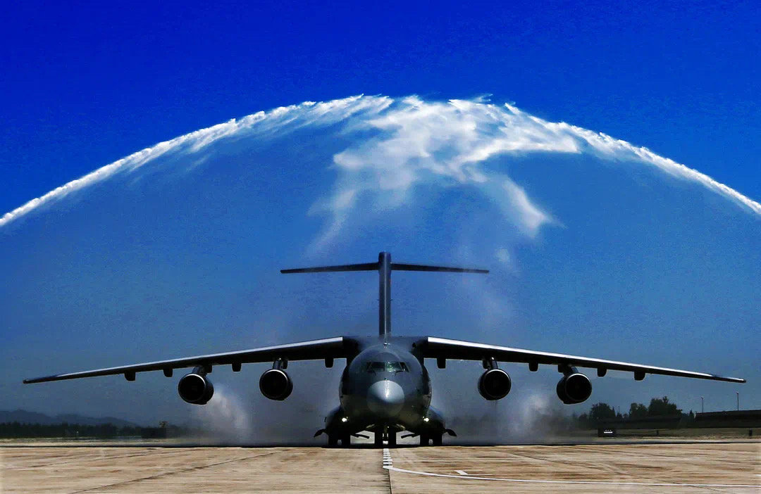 胖妞换装大酒桶,胖妞运20列装