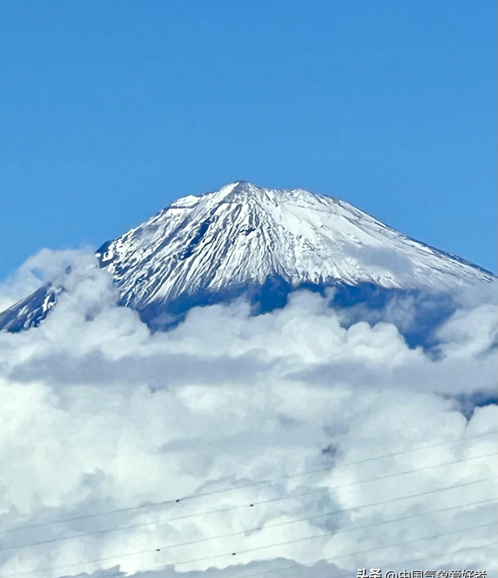 富士山白头巾惊诧四方,全球变暖危机实锤