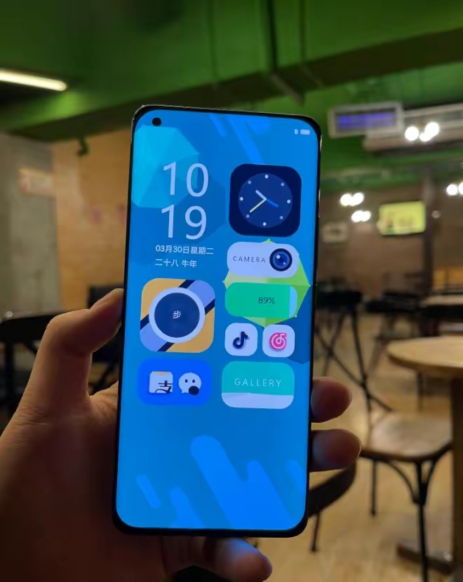 2000以内买旗舰机还是新机,2000左右预算选11pro还是12