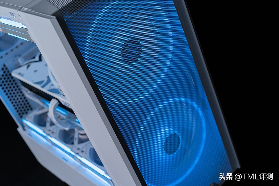 联力新款P28性能风扇,联力v2风扇