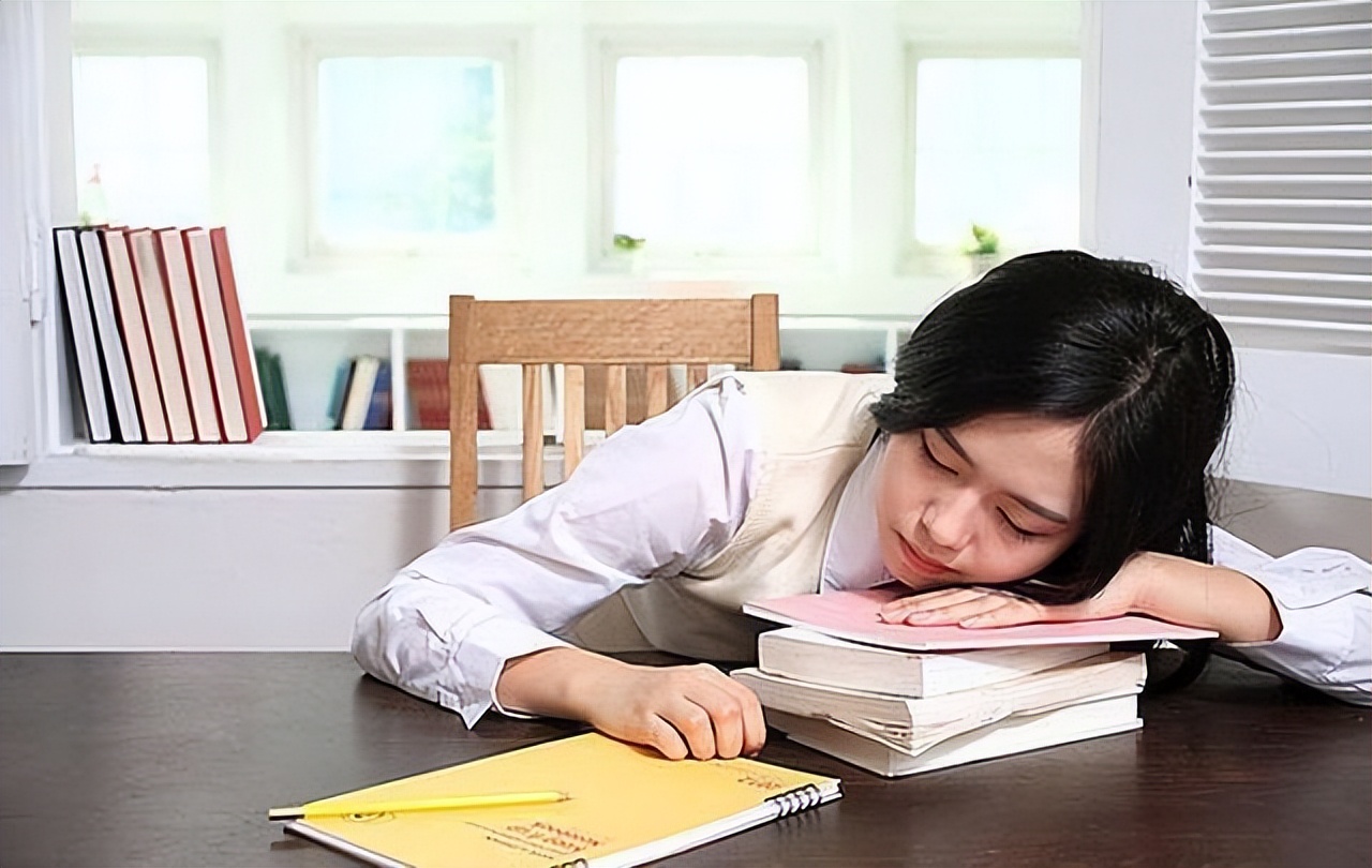 社会如何应对奶头乐现象,奶头乐流行反映了什么