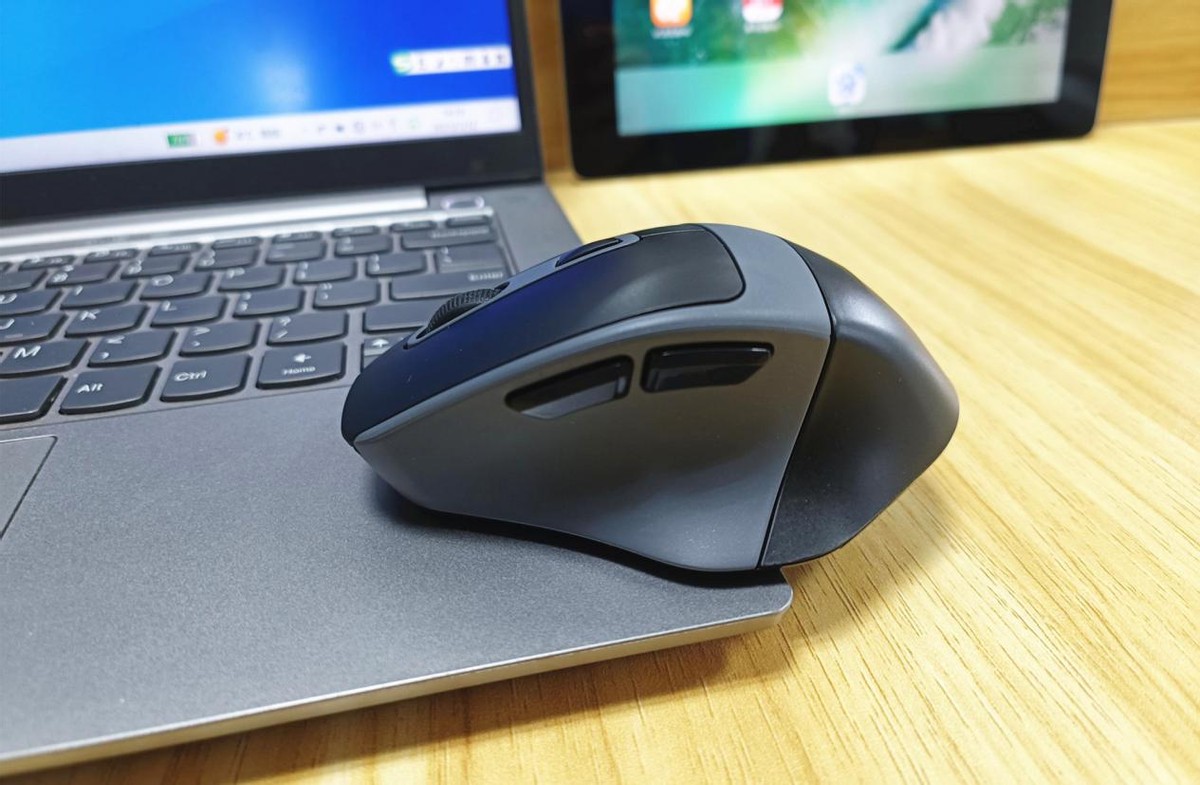 向日葵智能远控蓝牙鼠标使用体验,向日葵远控鼠标和普通鼠标的区别