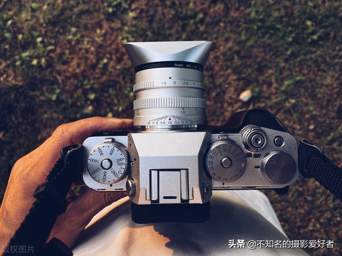 富士xt4复古拍摄,摄影师吐槽富士xt4最多的地方