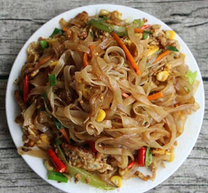 摆摊卖夜宵一个月收入多少,摆夜宵地摊一天收入大概是多少